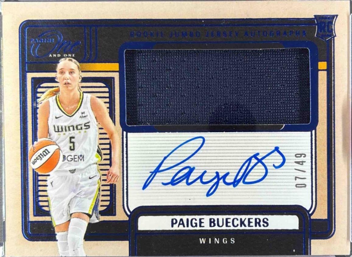 Paige Bueckers [Blue] #1