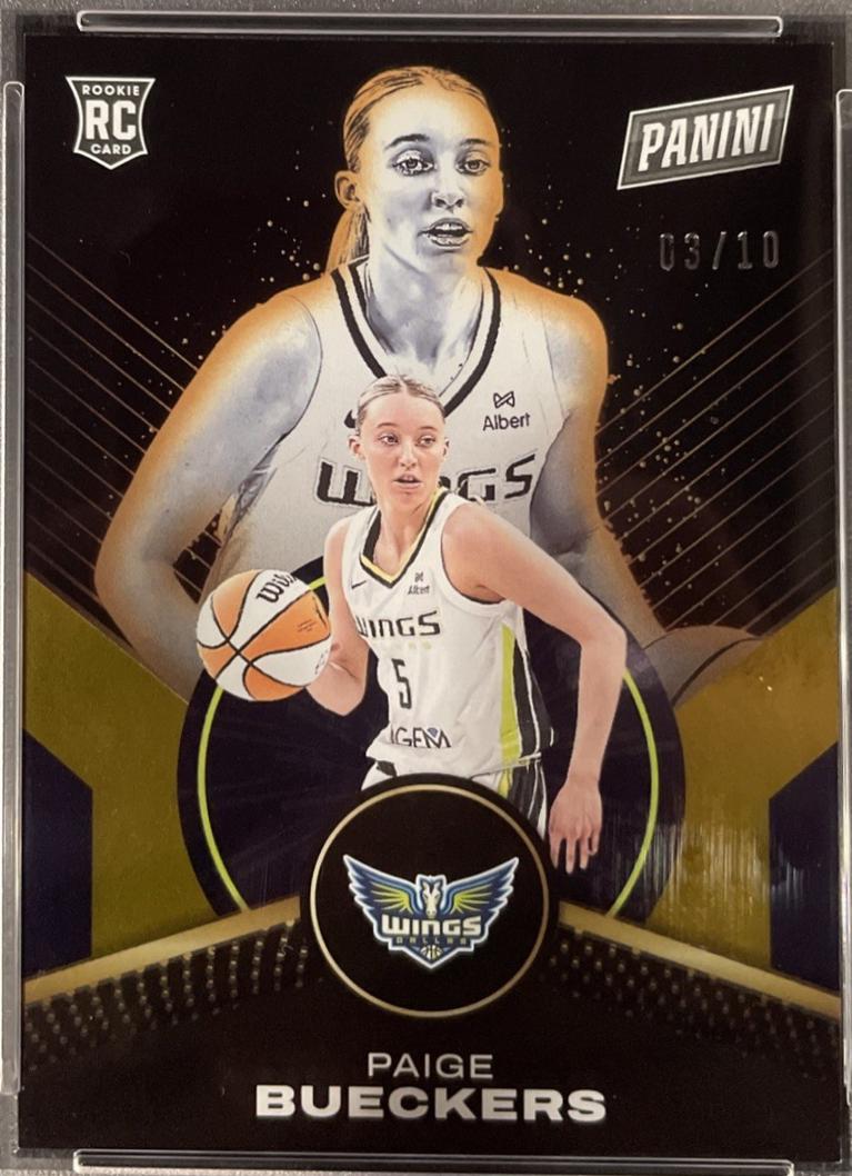 Paige Bueckers [Gold] #80