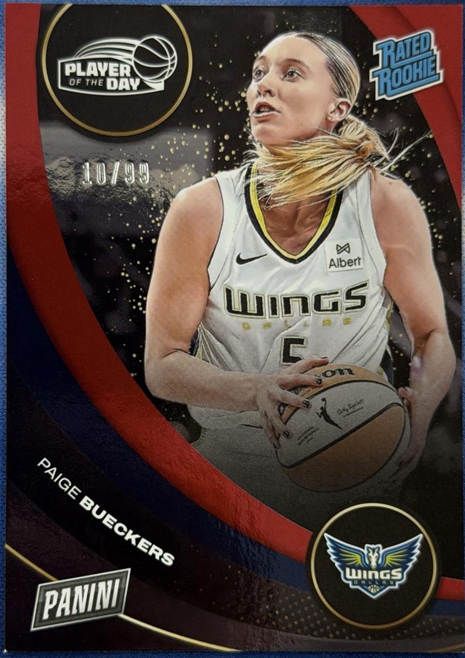 Paige Bueckers [Red] #49