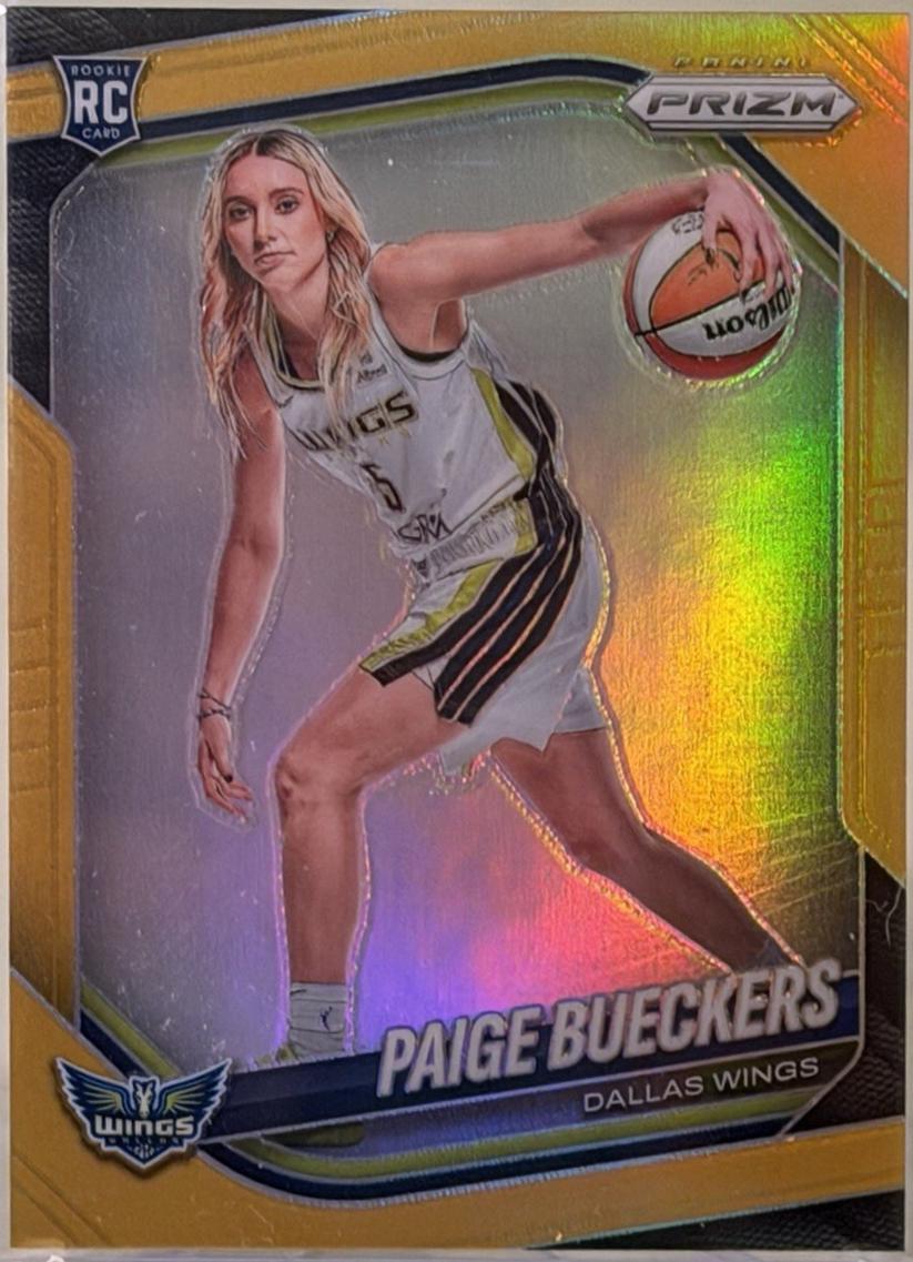 Paige Bueckers [Gold] #147