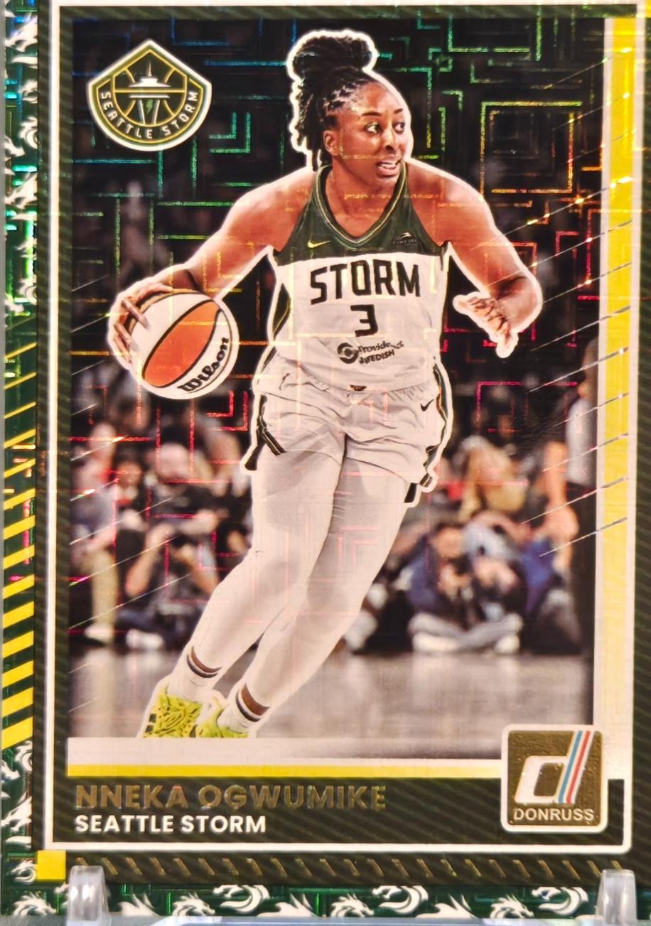 Nneka Ogwumike [Dragon] #11