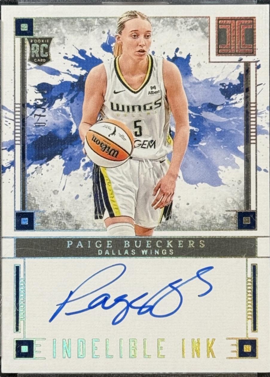 Paige Bueckers [Holo Gold] #30