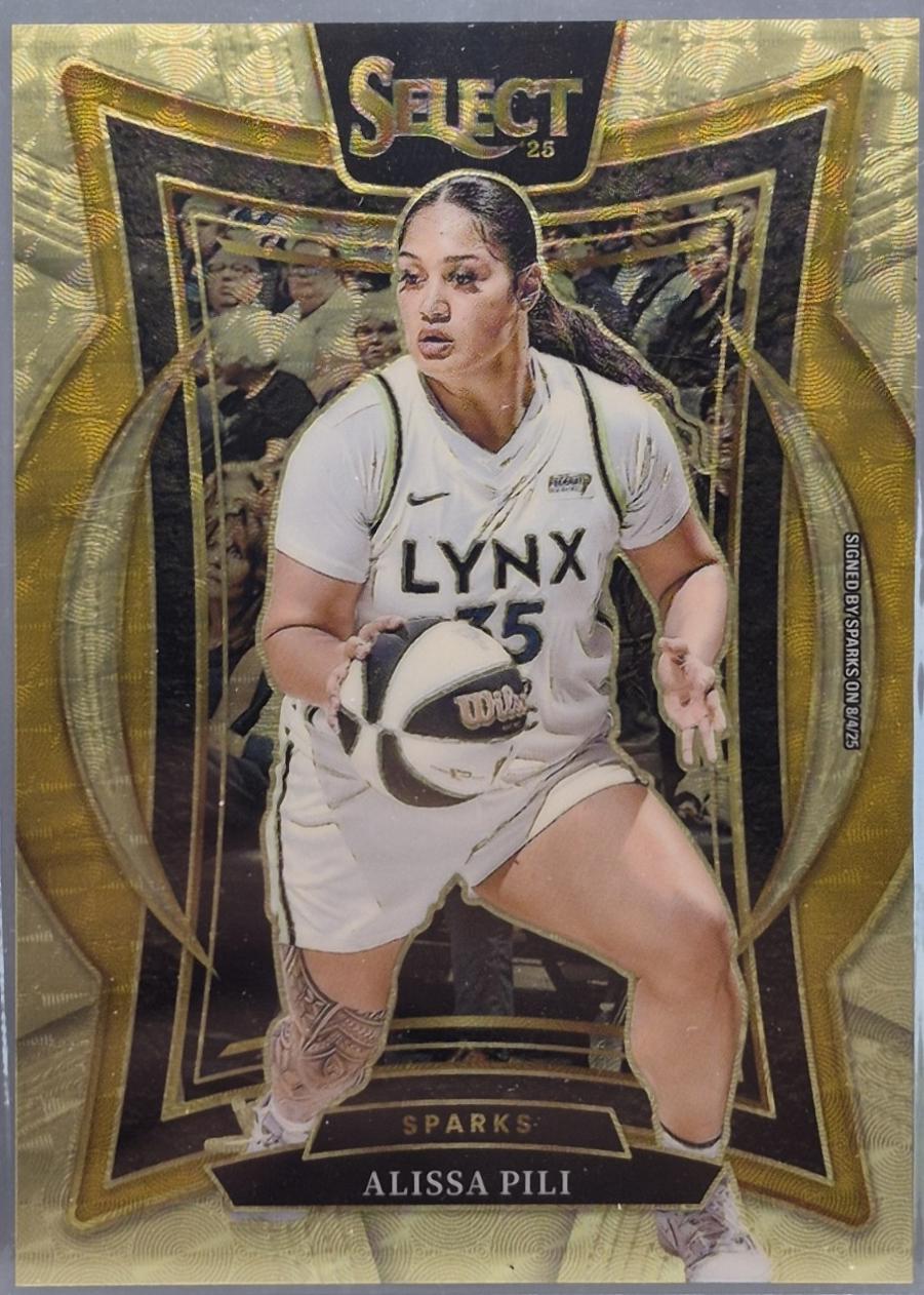 Alissa Pili [Gold Vinyl Prizm] #65