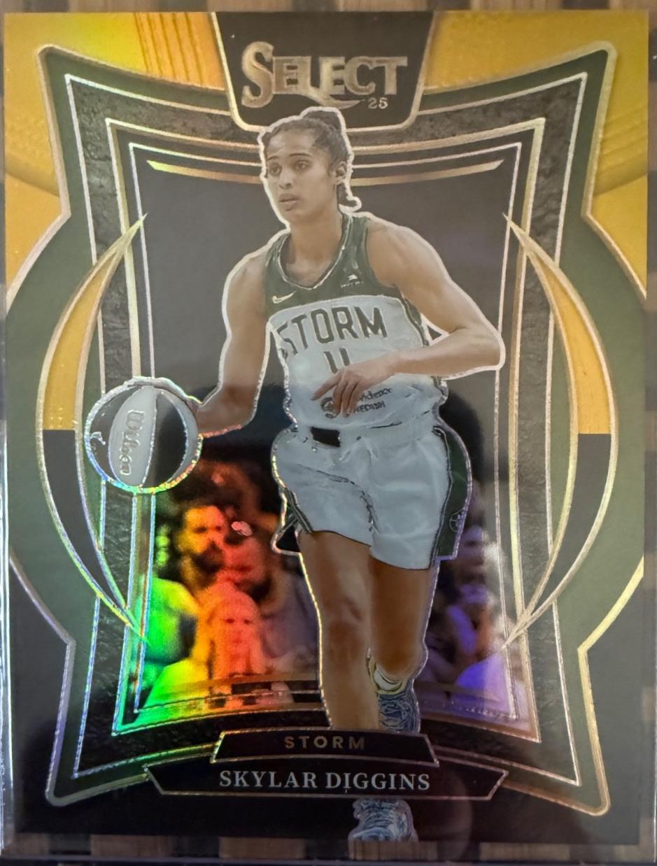 Skylar Diggins [Black Gold Prizm] #188