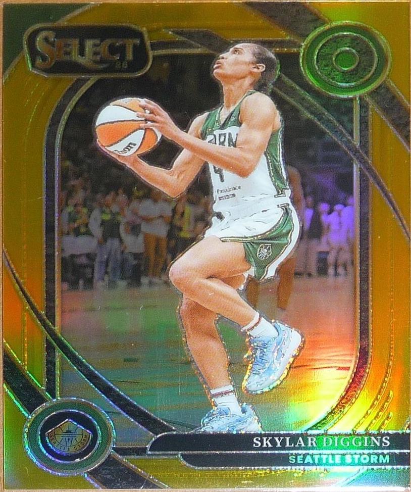 Skylar Diggins [Gold Prizm] #226