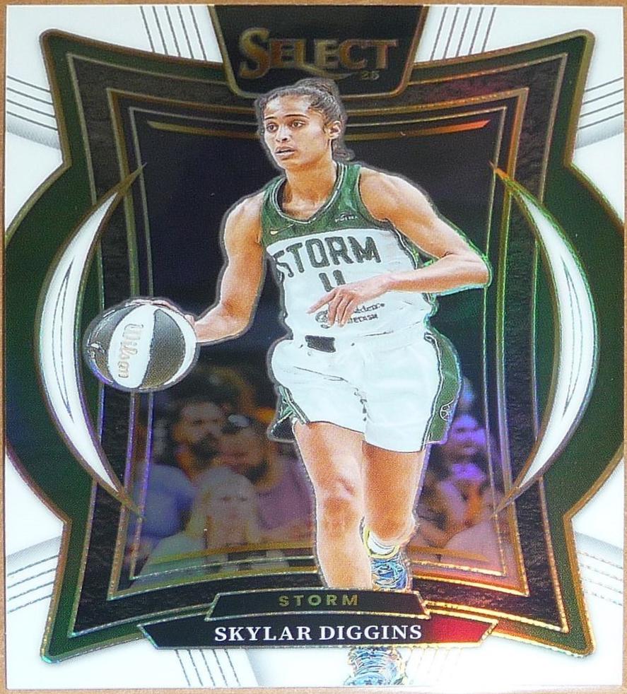 Skylar Diggins [White Prizm] #16