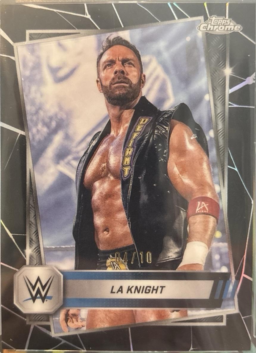LA Knight [Black Refractor] #118
