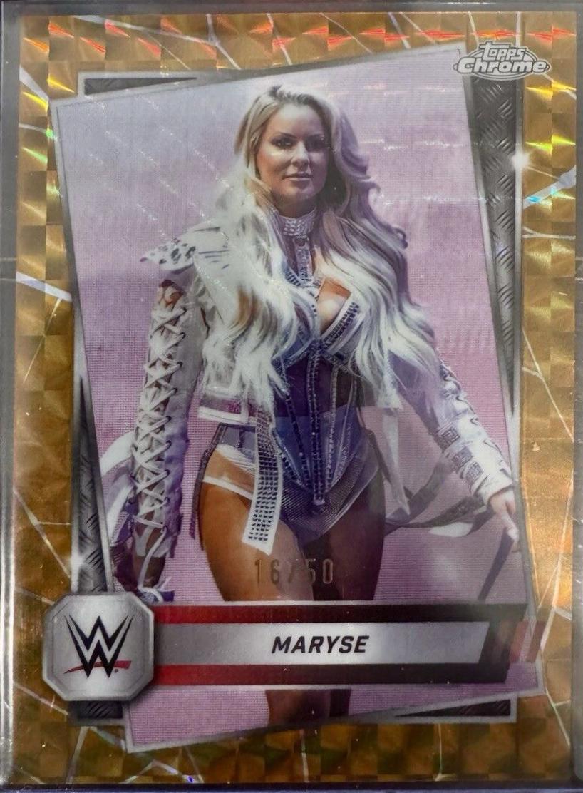 Maryse [Gold Geometric Refractor] #109