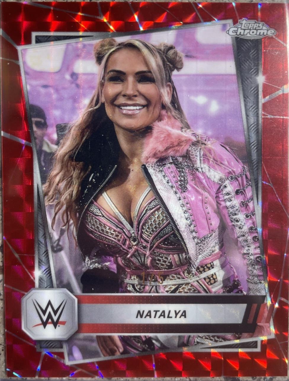 Natalya [Red Geometric Refractor] #87