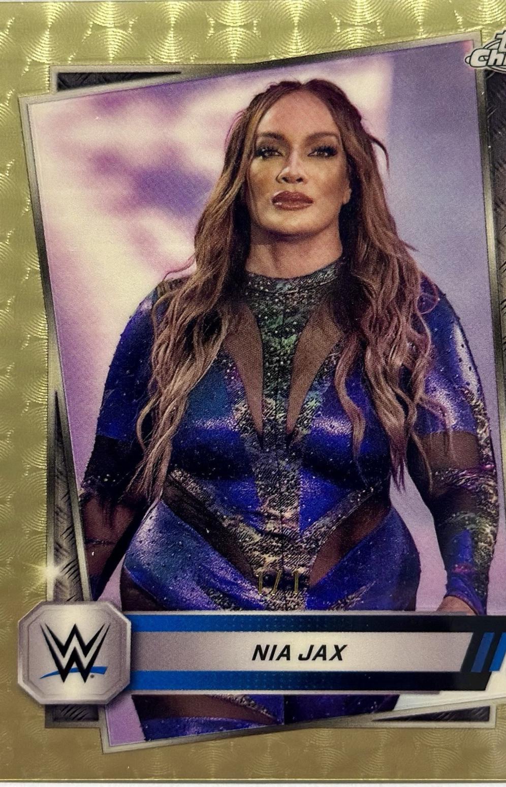 Nia Jax [Superfractor] #175