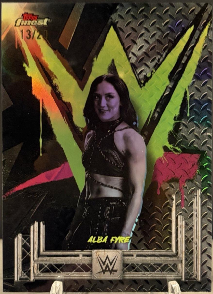 Alba Fyre [Black Refractor] #189