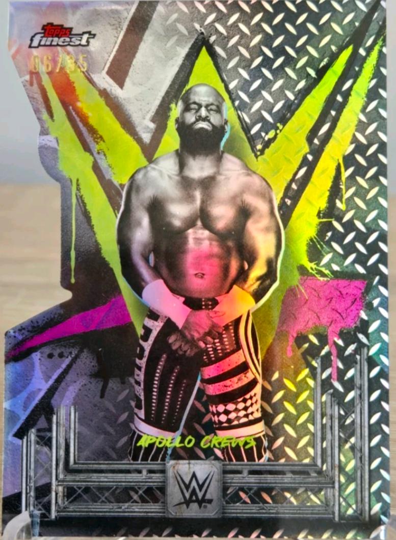 Apollo Crews [Die-Cut Refractor] #126