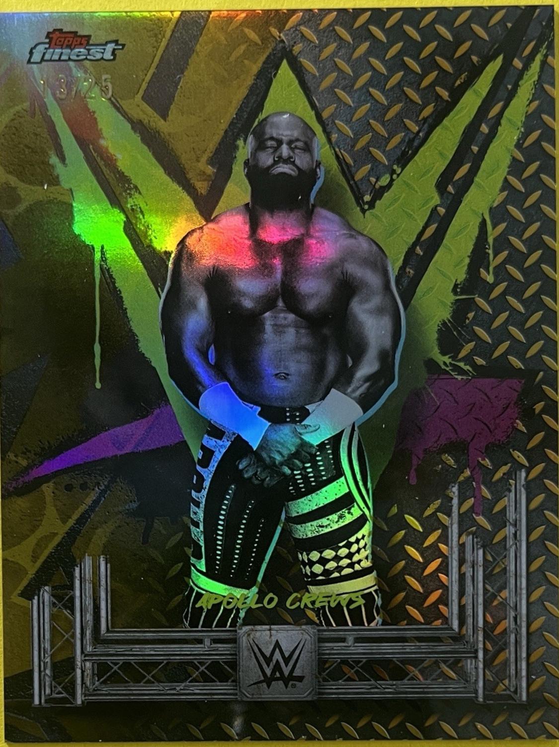 Apollo Crews [Gold Refractor] #126