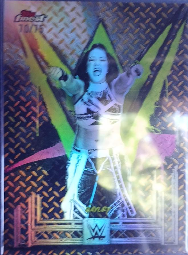 Bayley [Gold Refractor] #18