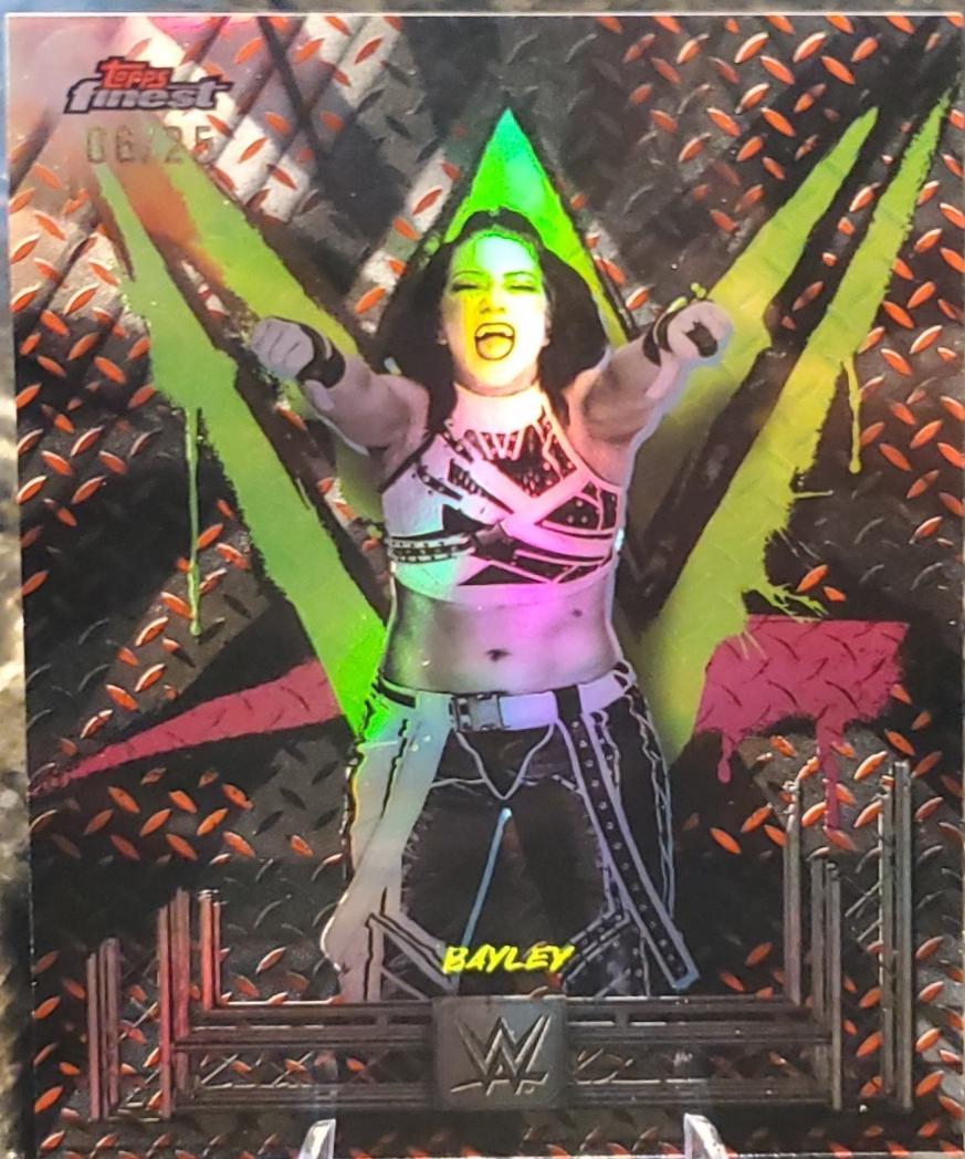 Bayley [Red Black Vapor Refractor] #18