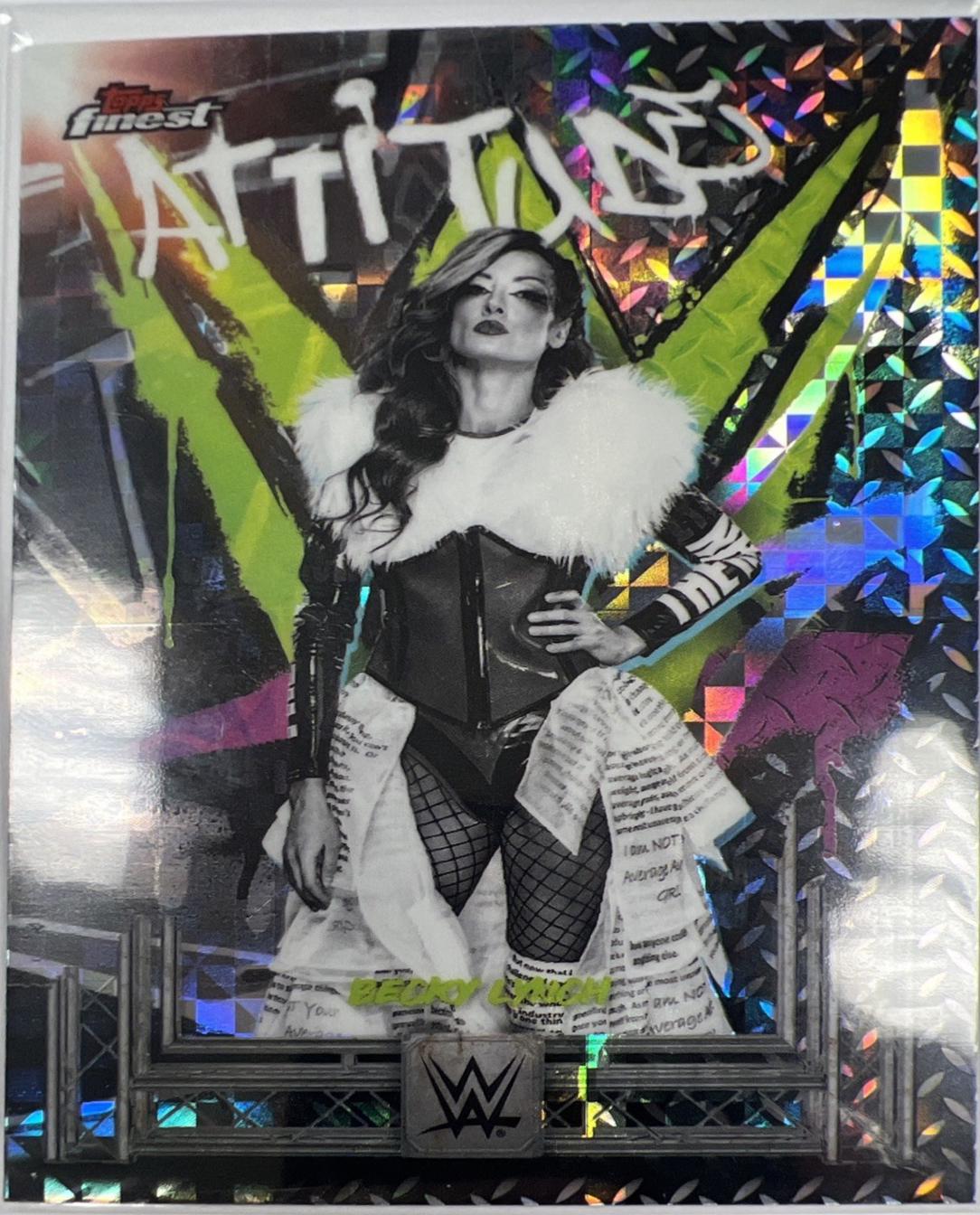 Becky Lynch [Die-Cut Refractor] #263