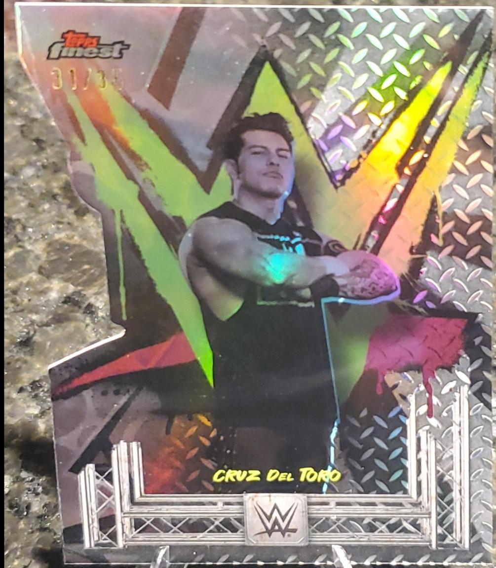 Cruz Del Toro [Die-Cut Refractor] #174