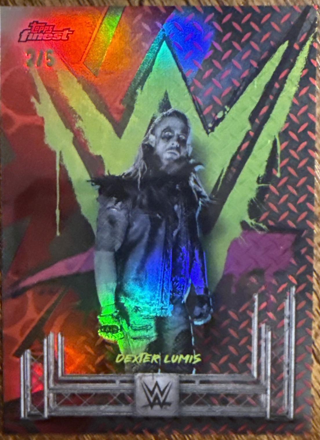 Dexter Lumis [Red Refractor] #182