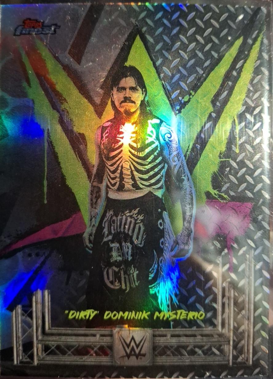 Dirty Dominik Mysterio [Refractor] #154