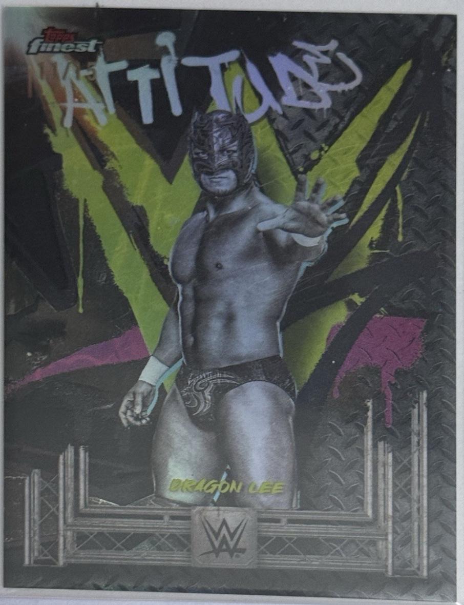 Dragon Lee [Gold Refractor] #279