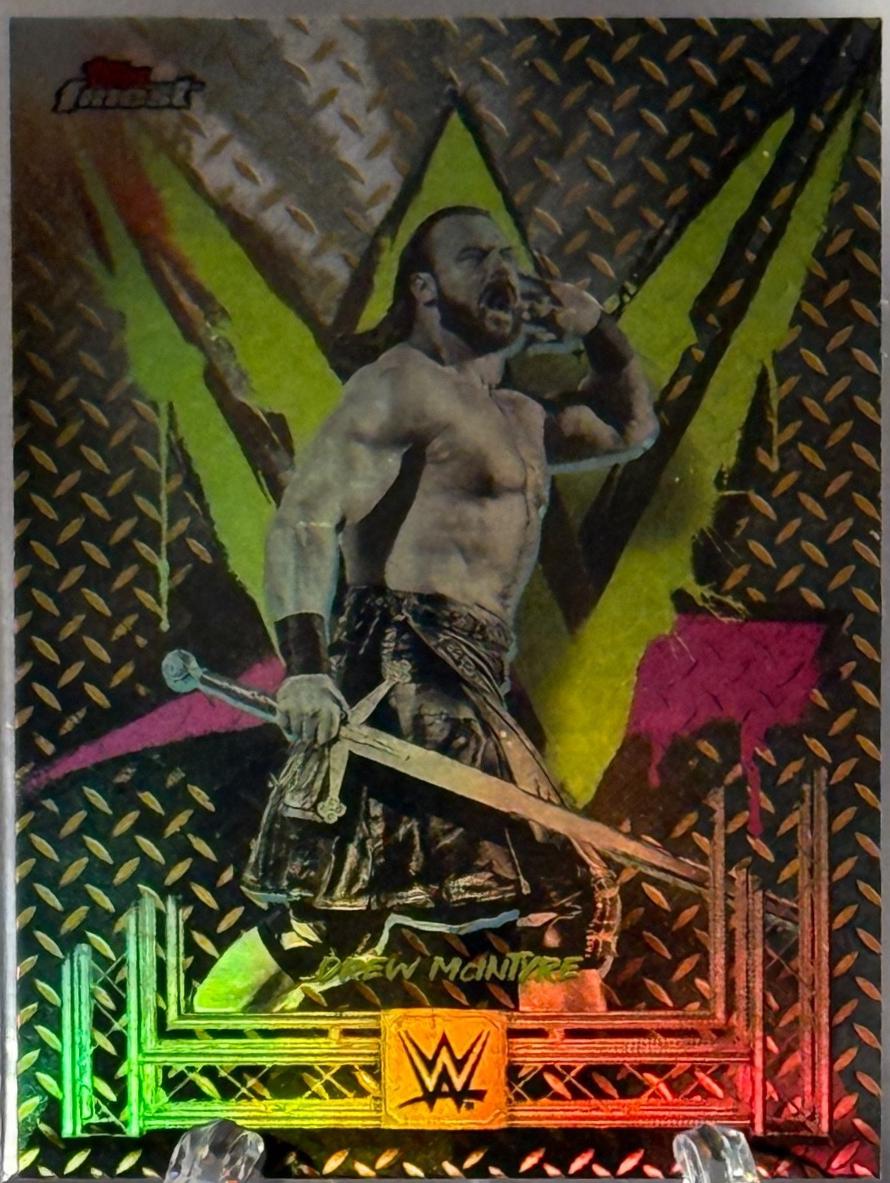 Drew McIntyre [Gold Refractor] #90