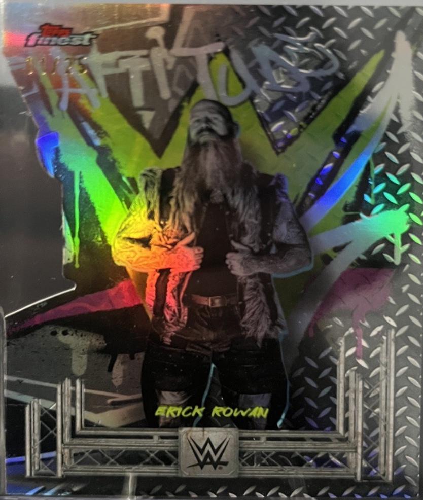 Erick Rowan [Die-Cut Refractor] #282