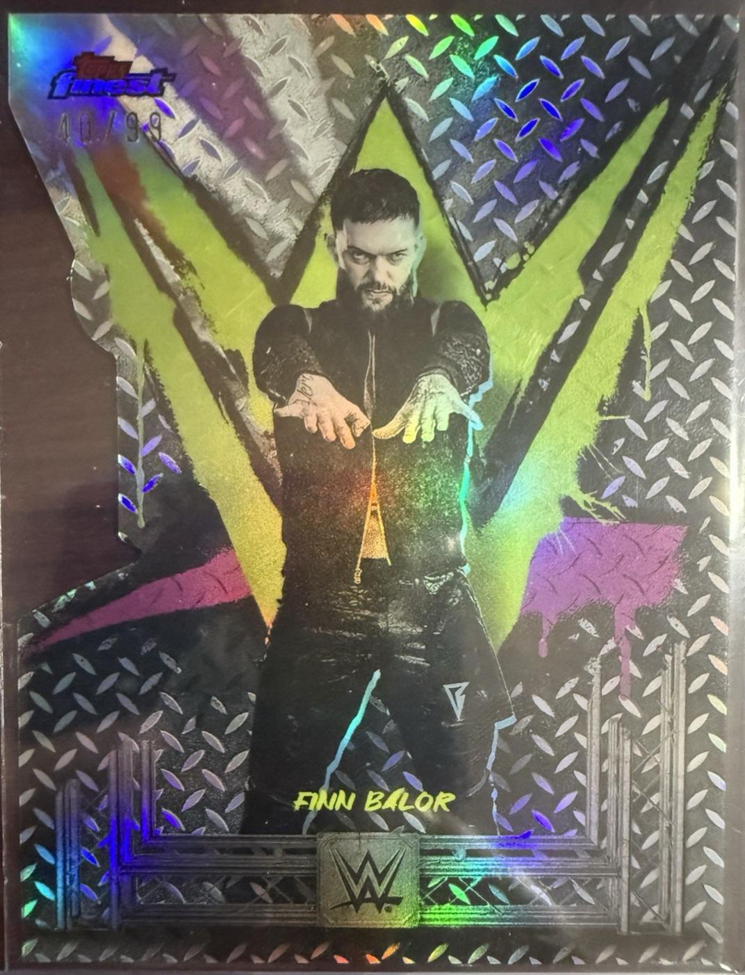 Finn Balor [Die-Cut Refractor] #37