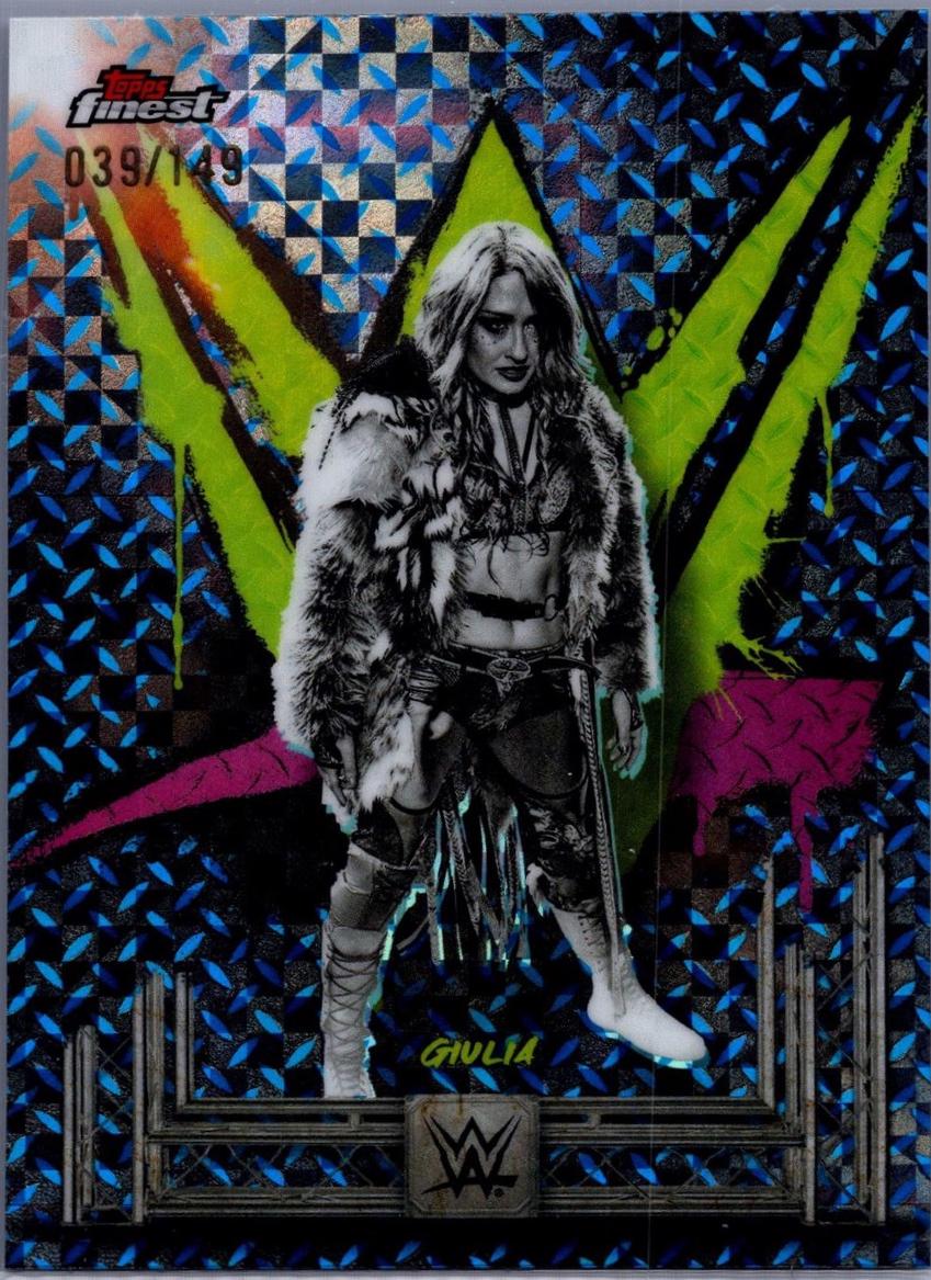 Giulia [Blue Checkerboard Refractor] #9