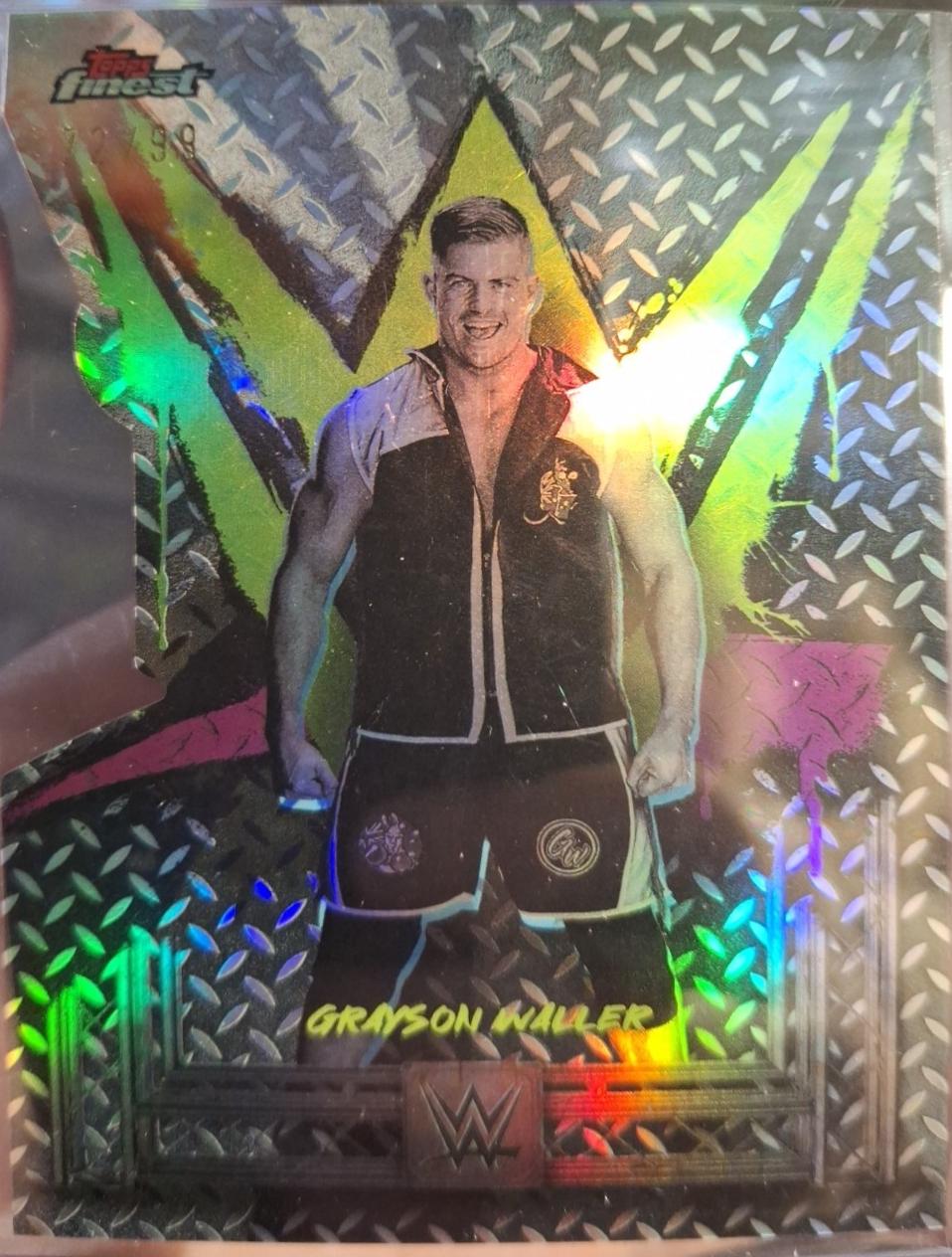 Grayson Waller [Die-Cut Refractor] #19