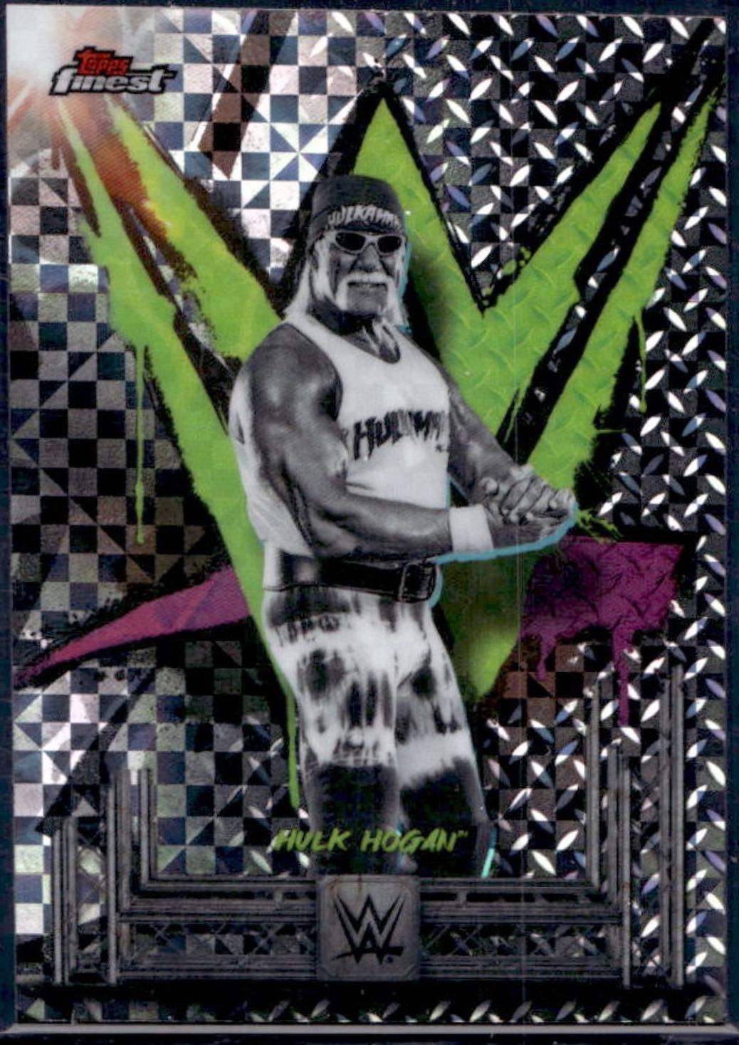 Hulk Hogan™ [Checkerboard Refractor] #185
