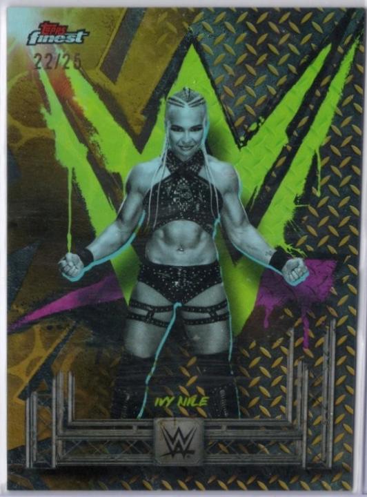 Ivy Nile [Gold Refractor] #167