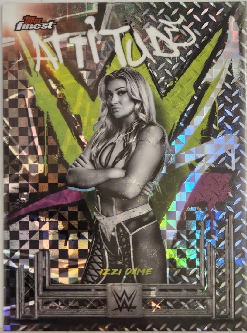 Izzi Dame [Checkerboard Refractor] #251