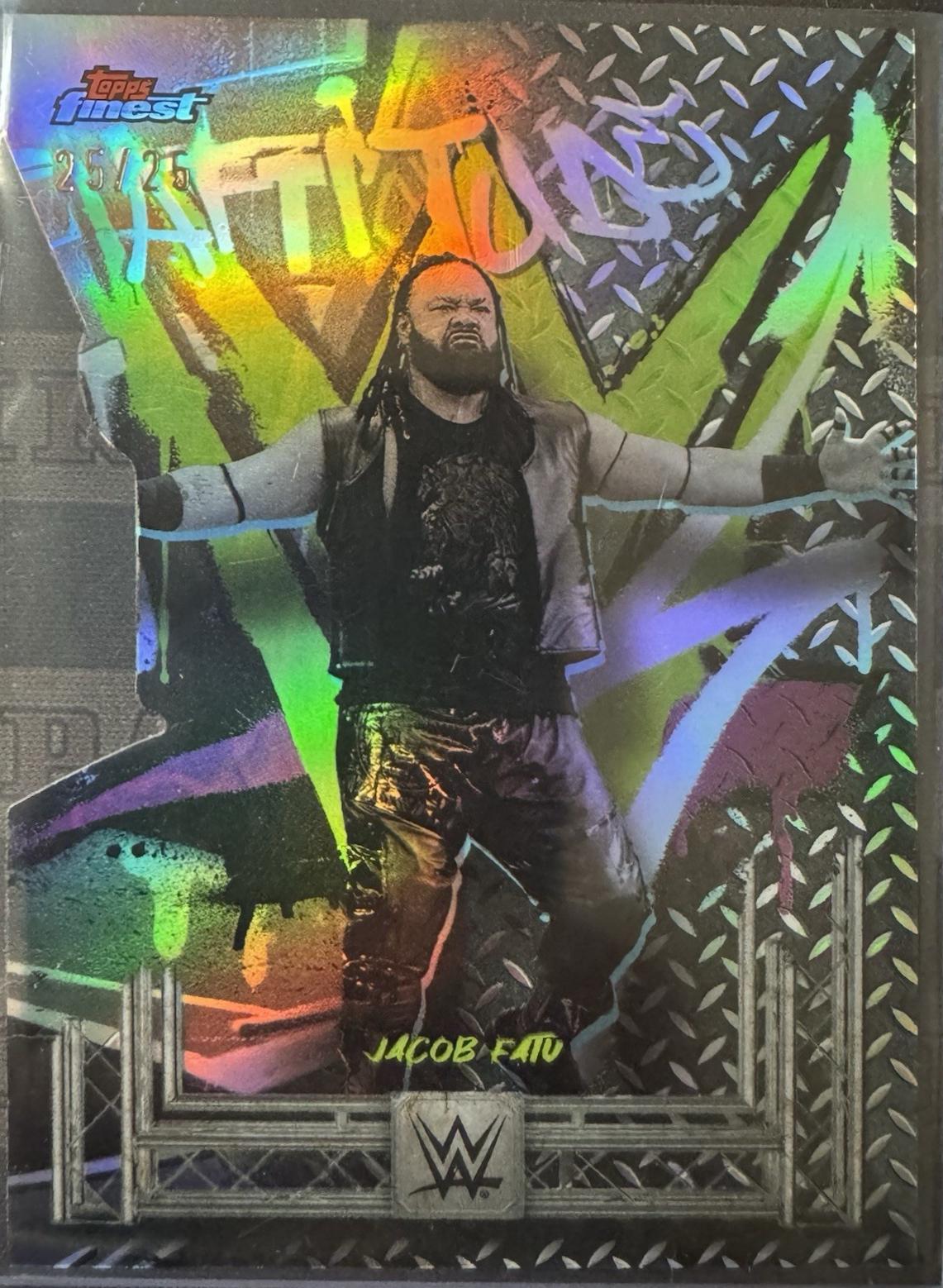 Jacob Fatu [Die-Cut Refractor] #261