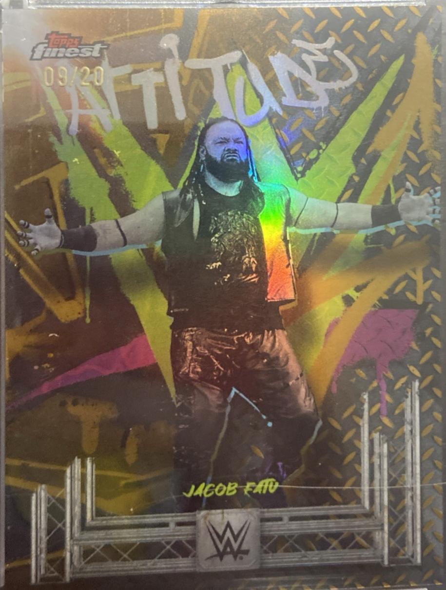 Jacob Fatu [Gold Refractor] #261