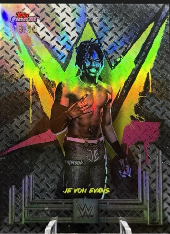 Je'Von Evans [Black Refractor] #15