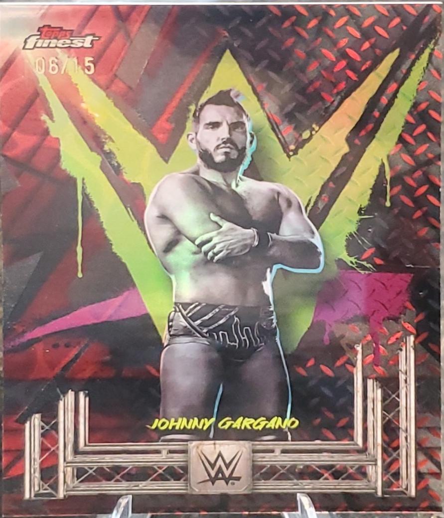 Johnny Gargano [Red Black Vapor Refractor] #183