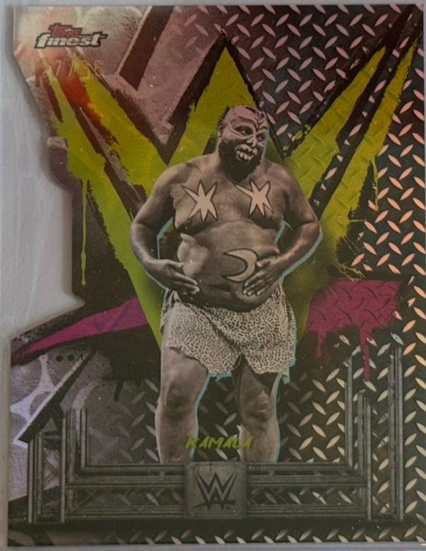 Kamala [Die-Cut Refractor] #197