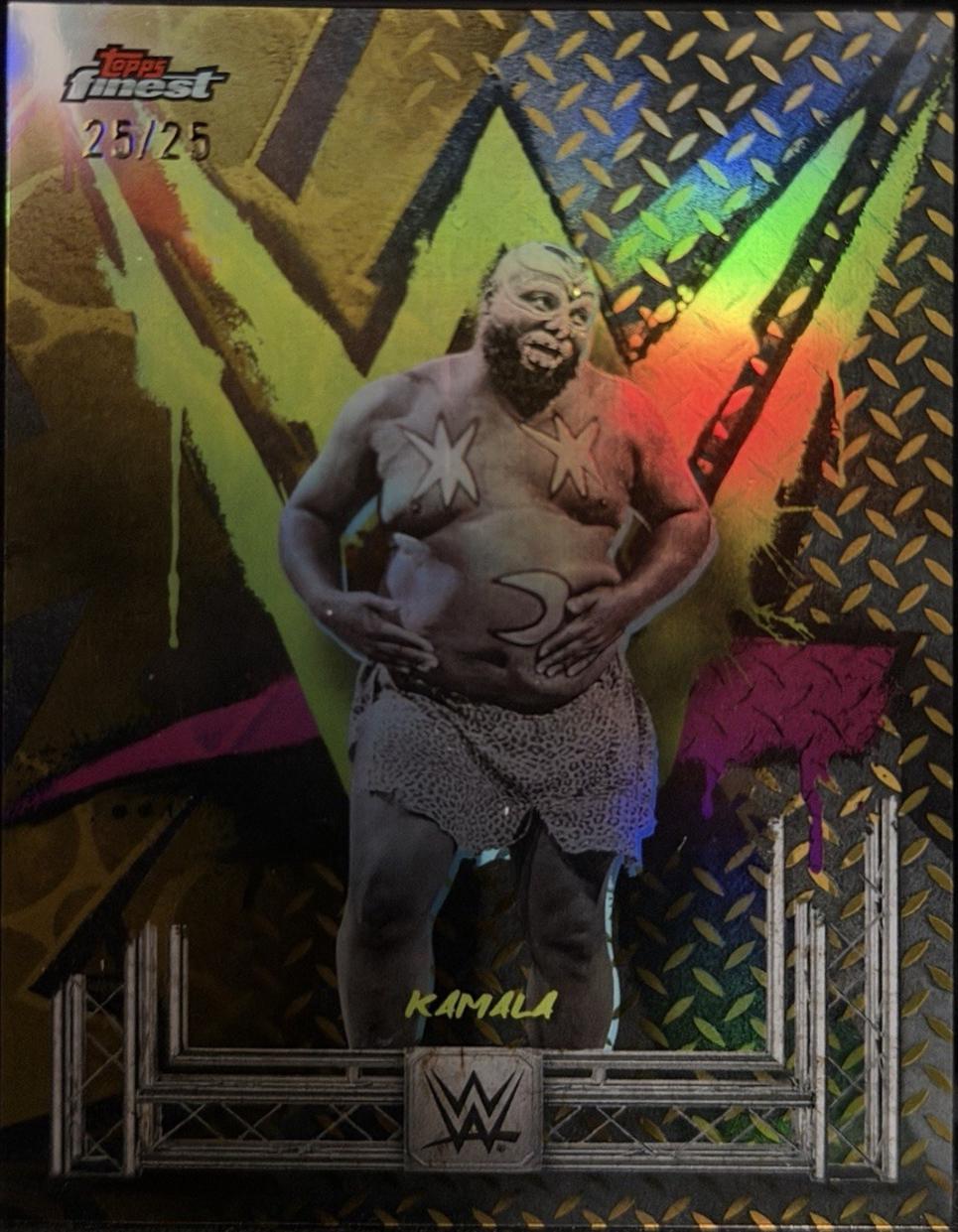 Kamala [Gold Refractor] #197