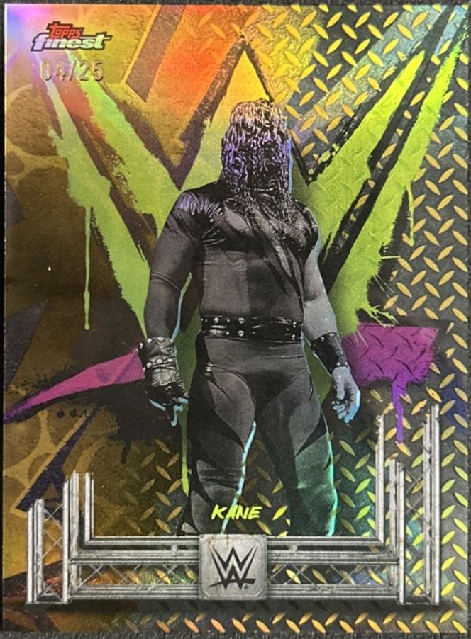 Kane [Gold Refractor] #120