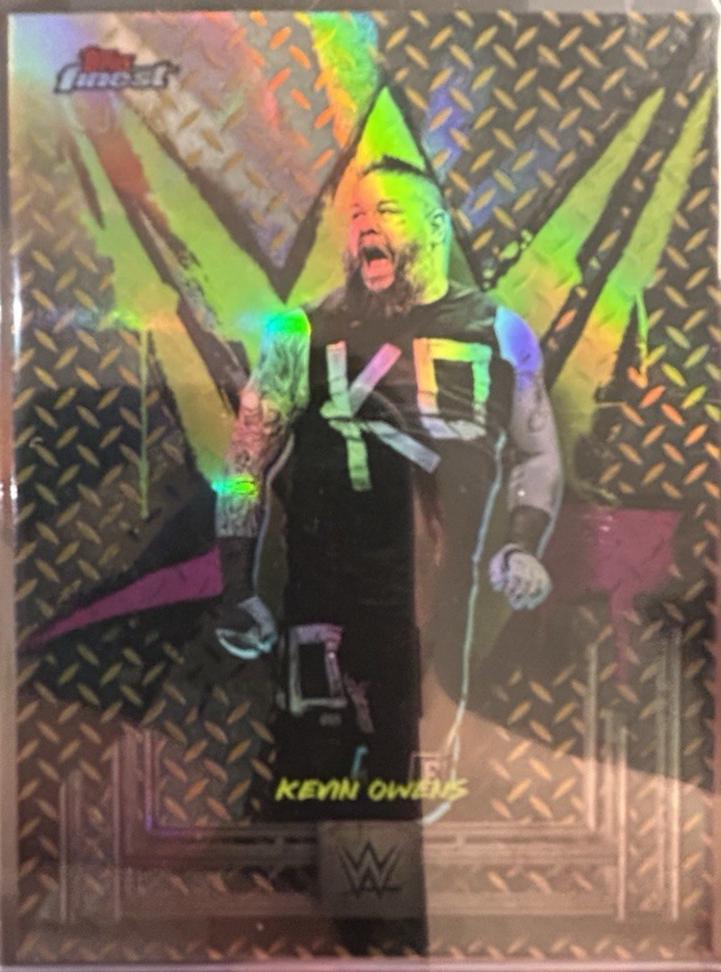 Kevin Owens [Gold Refractor] #38