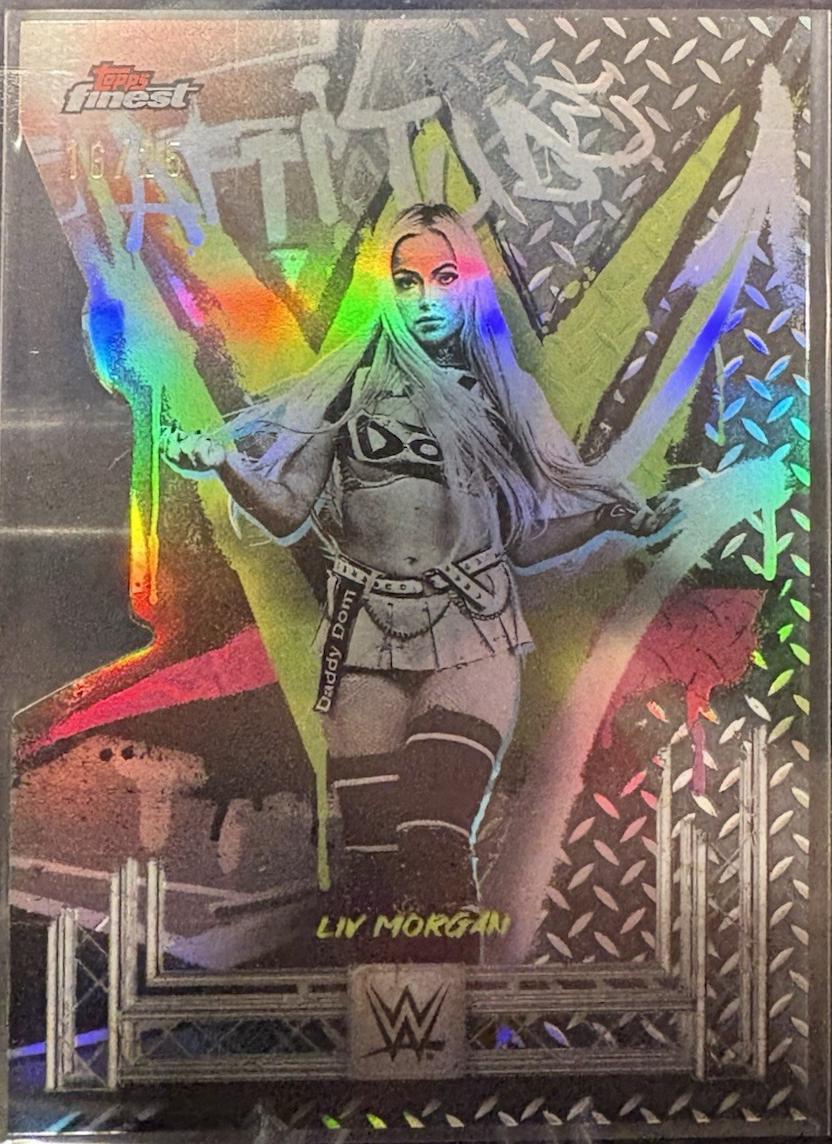 Liv Morgan [Die-Cut Refractor] #280