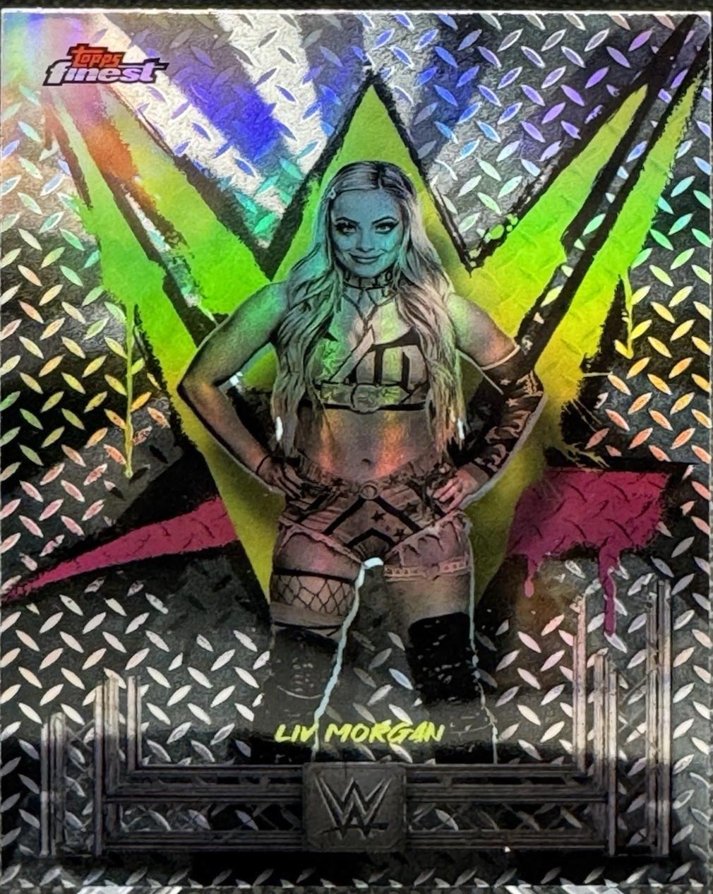 Liv Morgan [Refractor] #80