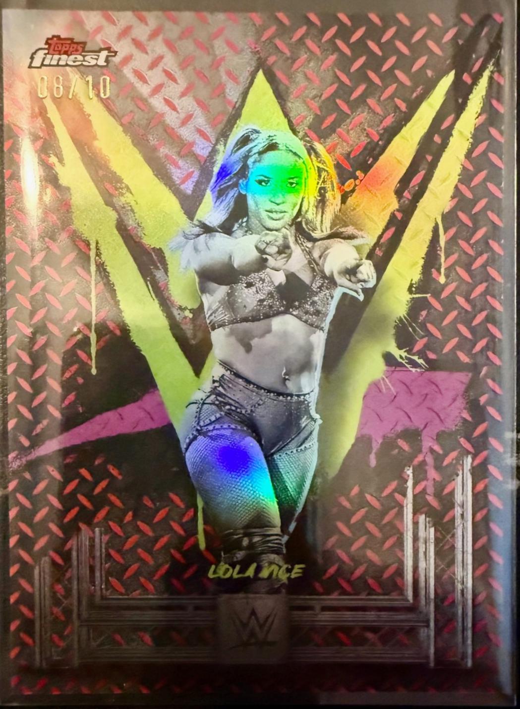 Lola Vice [Red Refractor] #62