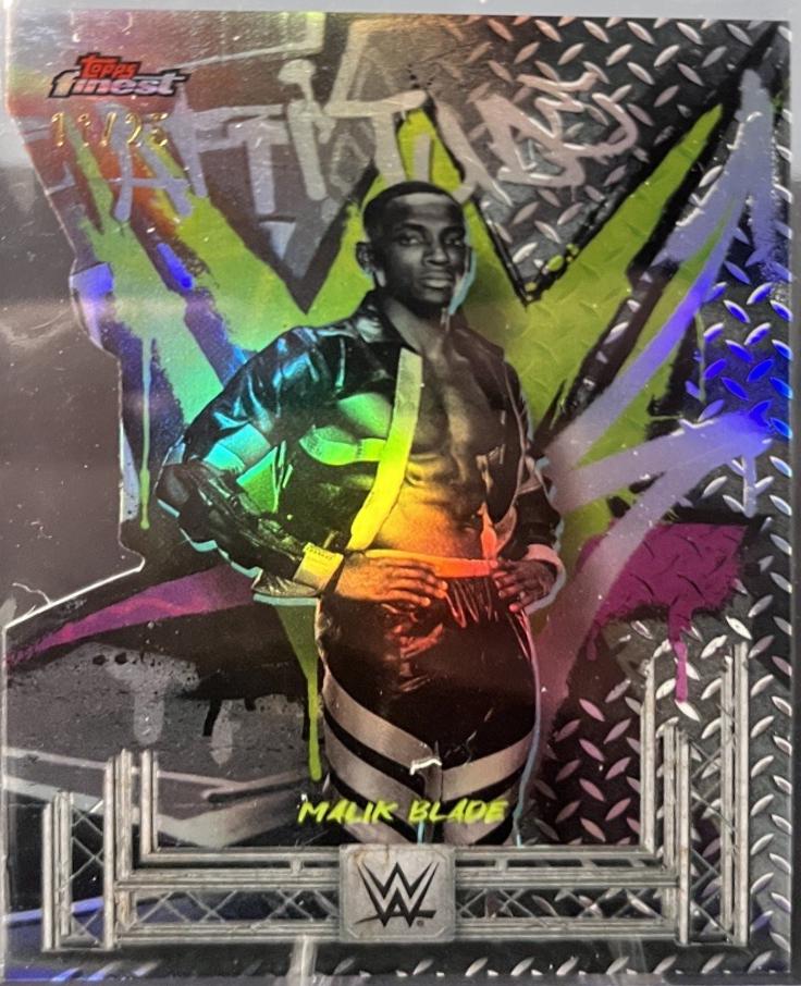 Malik Blade [Die-Cut Refractor] #224