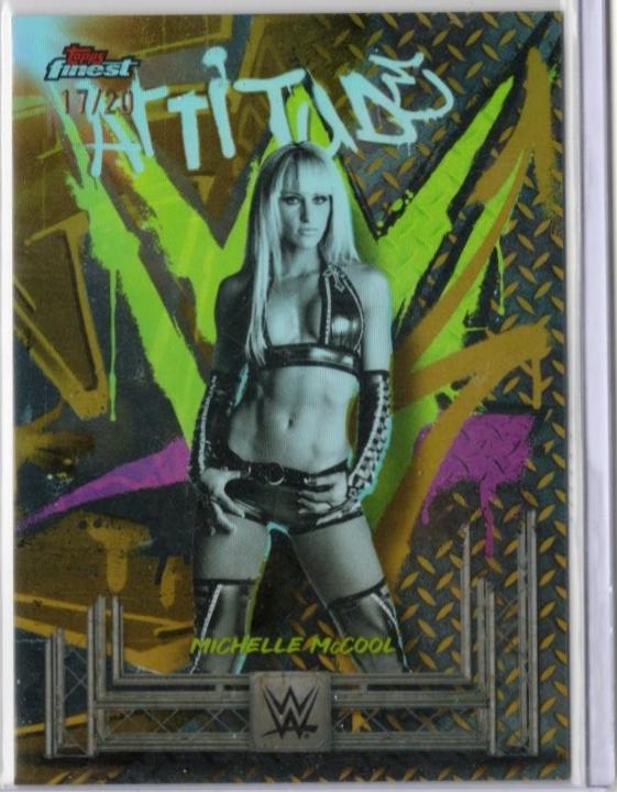 Michelle McCool [Gold Refractor] #275