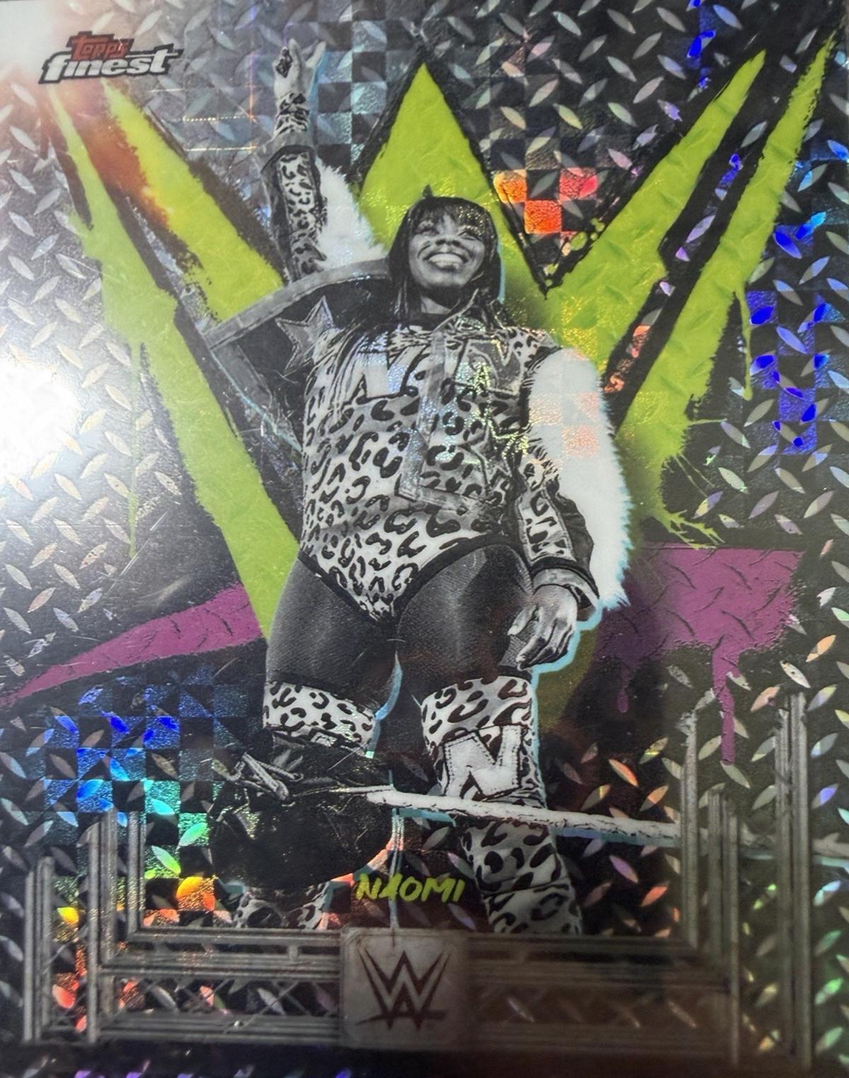 Naomi [Checkerboard Refractor] #39