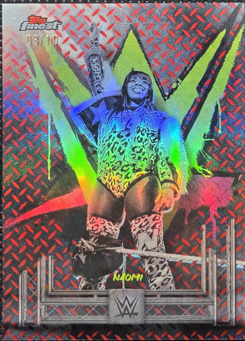 Naomi [Red Refractor] #39