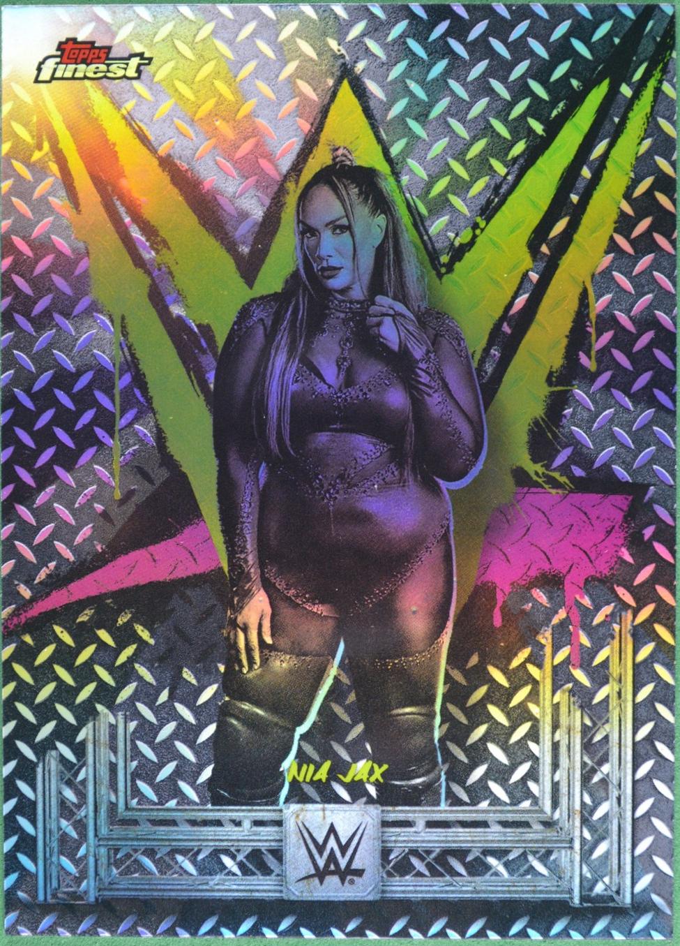 Nia Jax [Refractor] #66