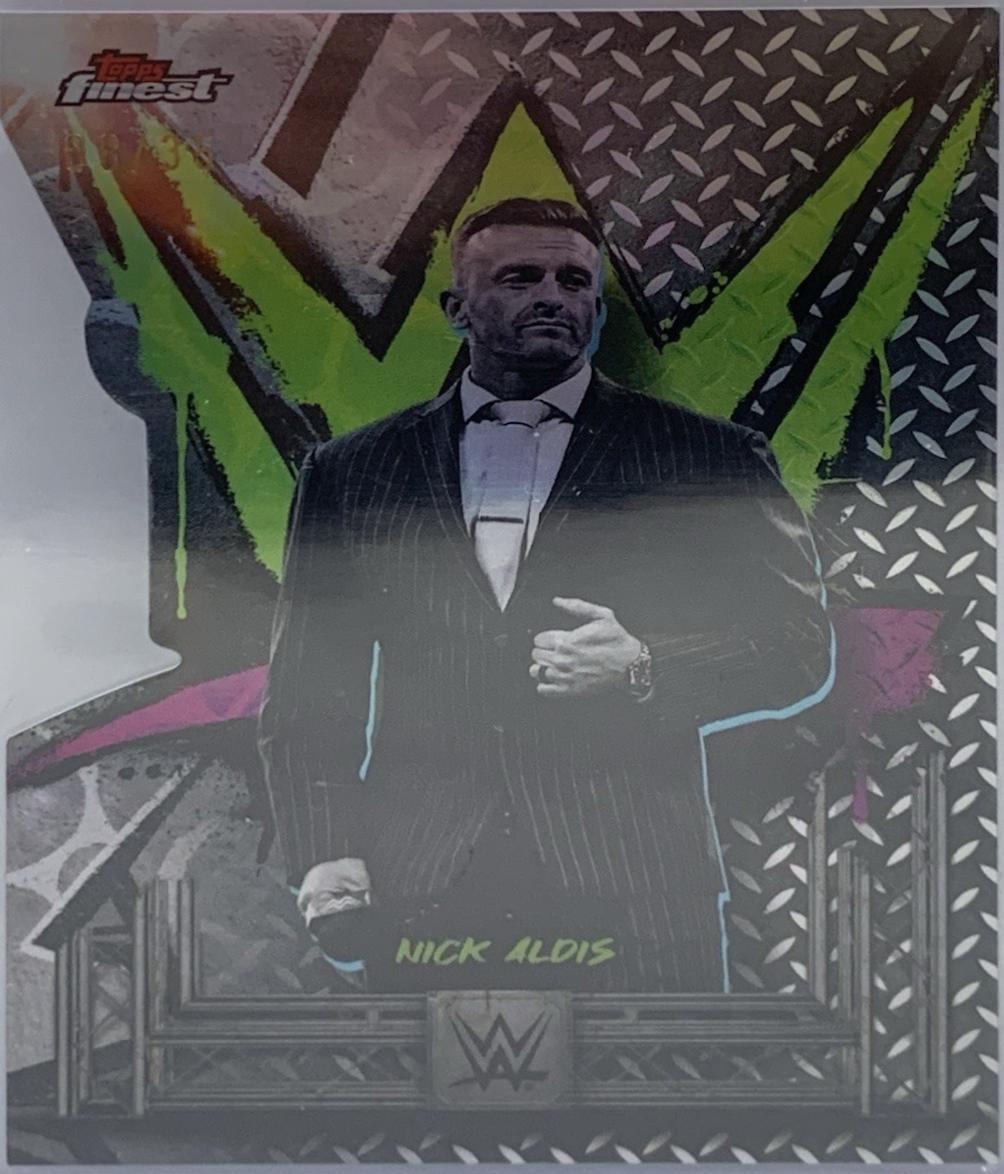 Nick Aldis [Die-Cut Refractor] #186