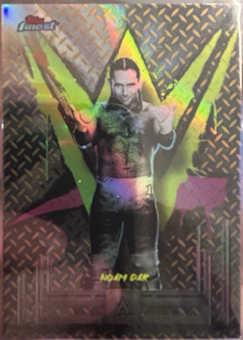 Noam Dar [Gold Refractor] #46